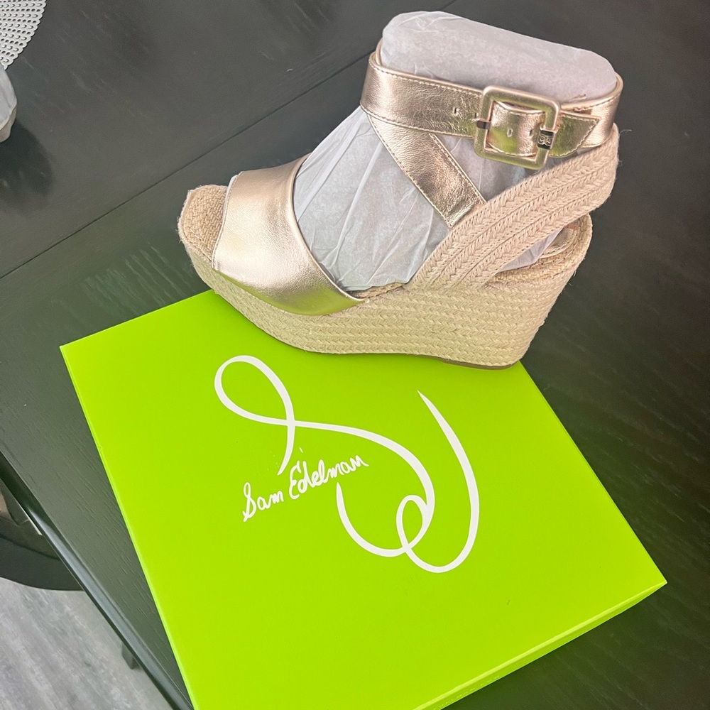 Brand NEW Espadrille wedge sandals